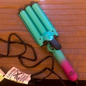 Bed Head Wave Affair